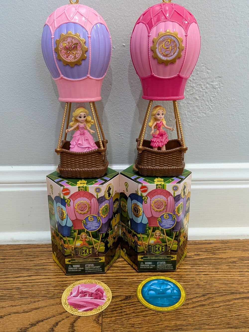 NEW set of 2 Wicked Ozian balloons Glinda